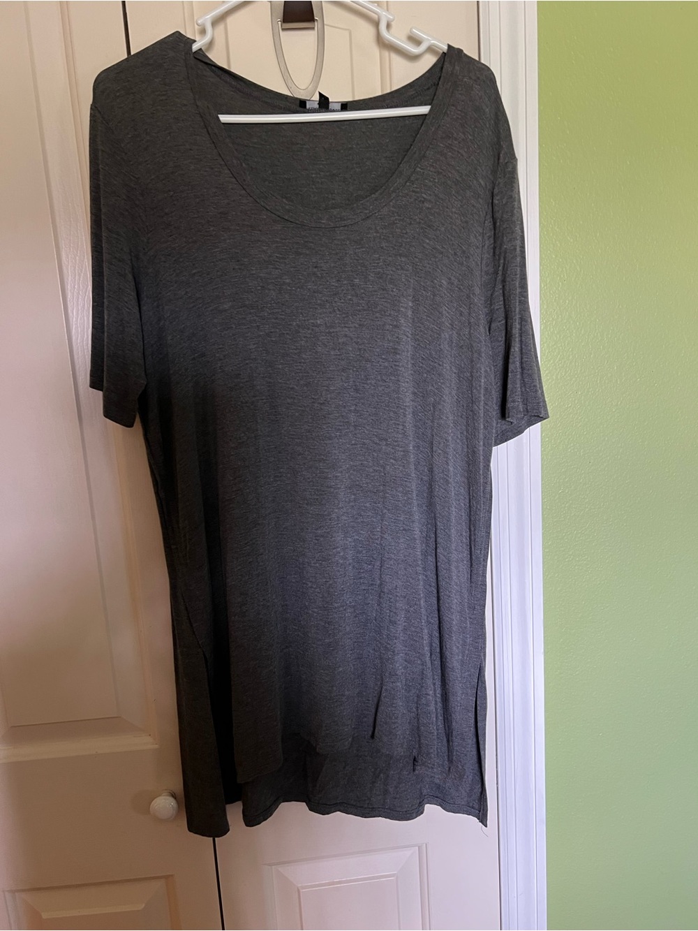 Kenneth Cole Dark Gray Scoop Neck Tunic